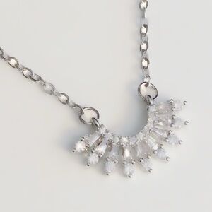 Sterling Silver Vintage Style Zircon Diamond Necklace!